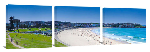 Panoramic view of Bronte beach in Sydney.