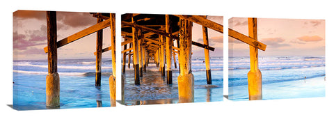 Newport_Pier_Pylons