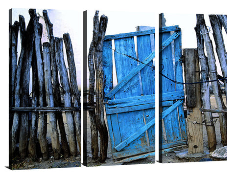 The-Blue-Door,-Mexico