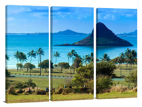 Chinaman's Hat photographed from Kualoa Ranch, on the east side