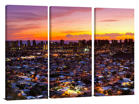 panoramic overview of Honolulu city.