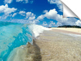 shorebreak at Ehukai Beach Park, north shore, Oahu, Hawaii